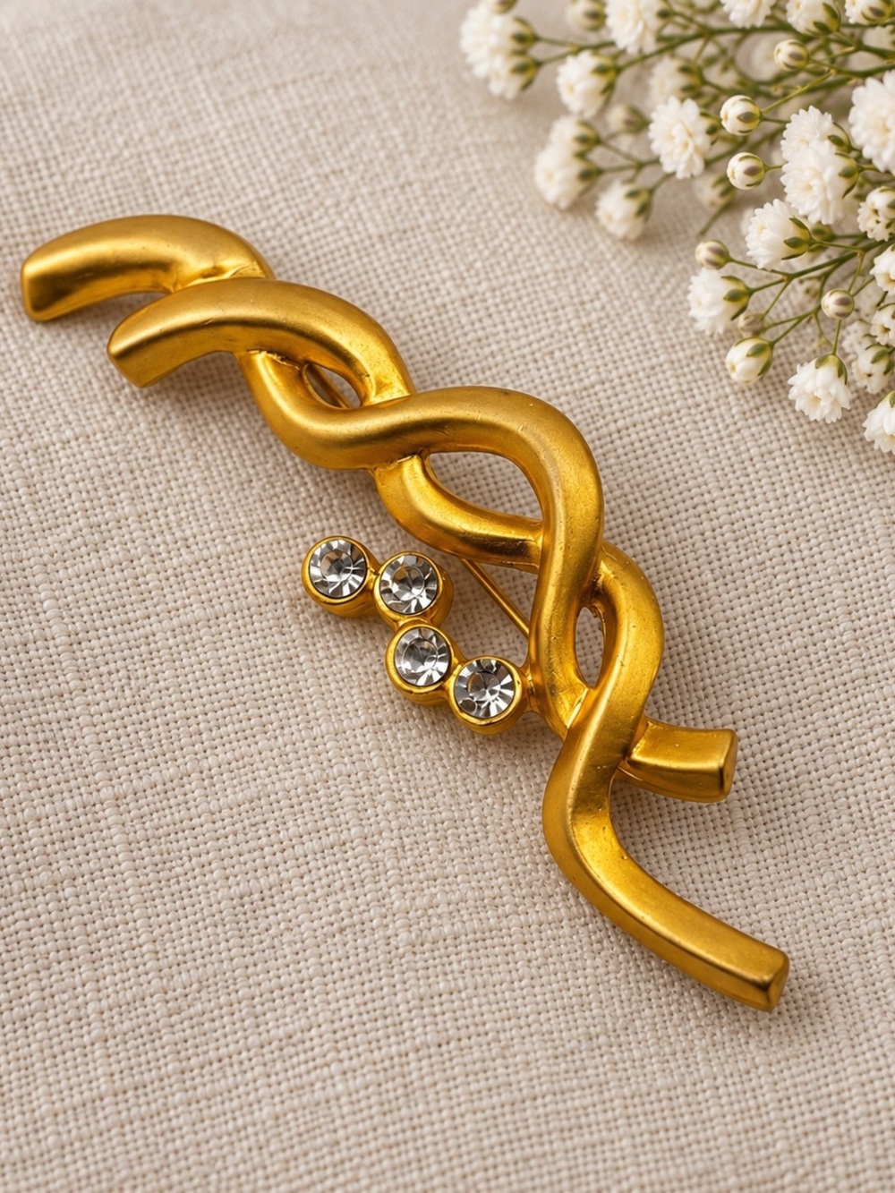 80s Modernist Matte Gold Abstract Ribbon Wave Brooch with Rhinestones